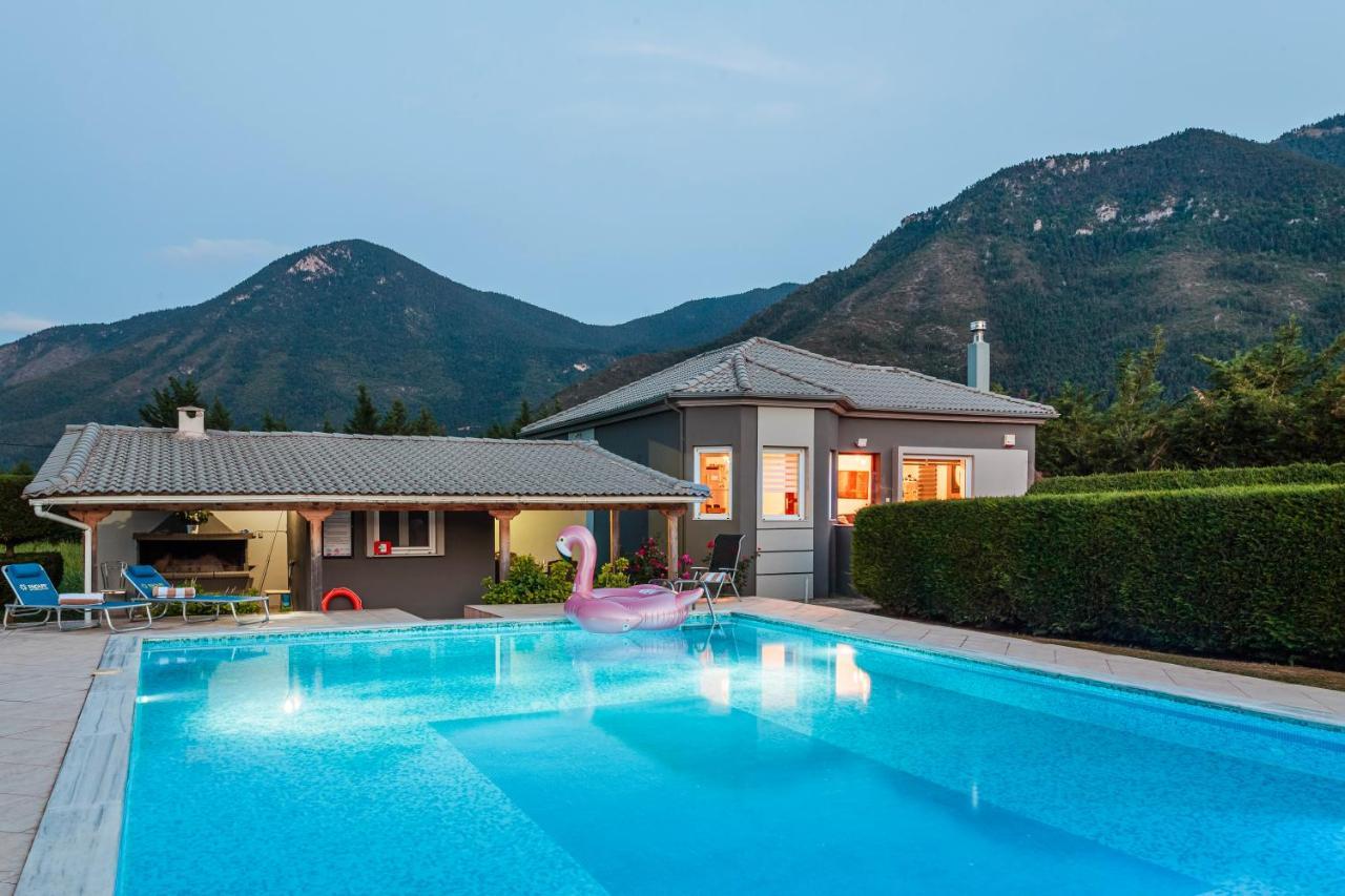 Villa Stymfalia - Luxury Mansion With Private Pool Karteri  ภายนอก รูปภาพ